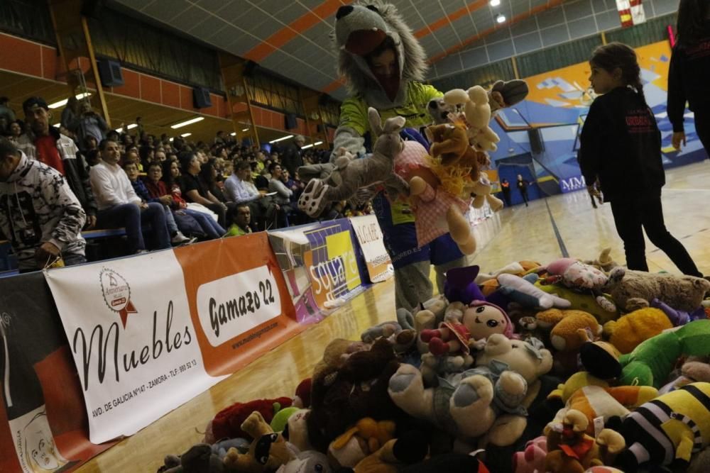 MMT Seguros - Balonmano Torrelavega