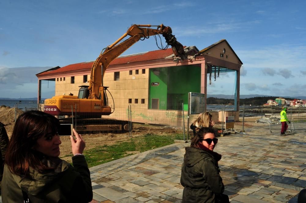 La playa de Compostela de Vilagarcía despide a su acuario