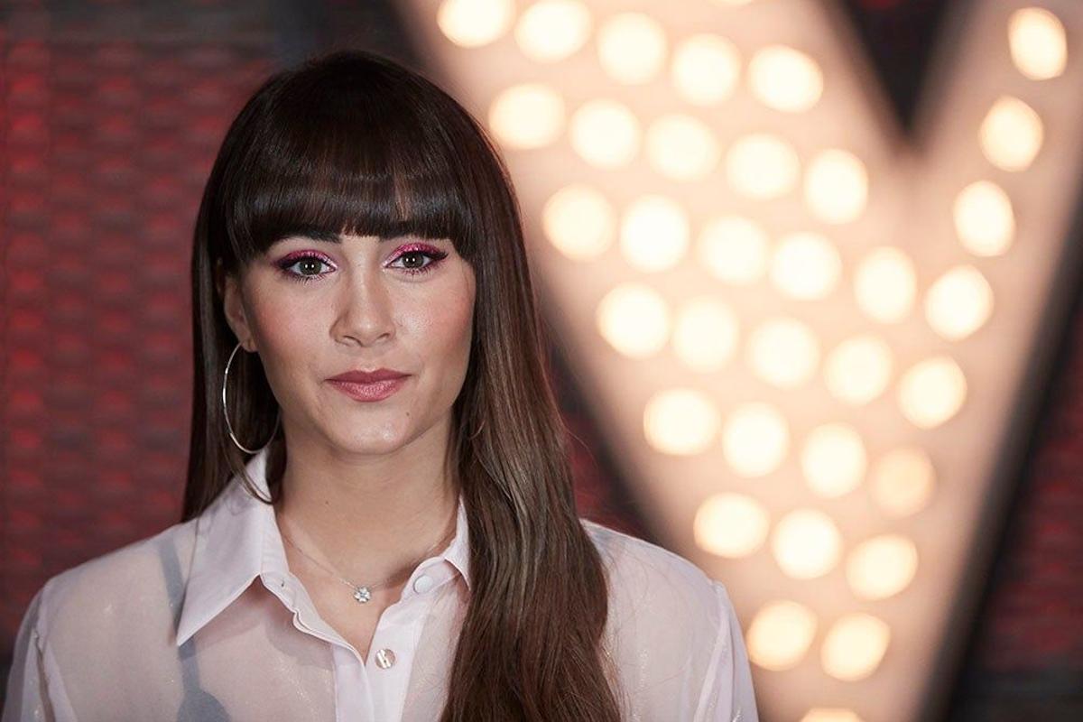Aitana y su maquillaje rosa 'cuore'