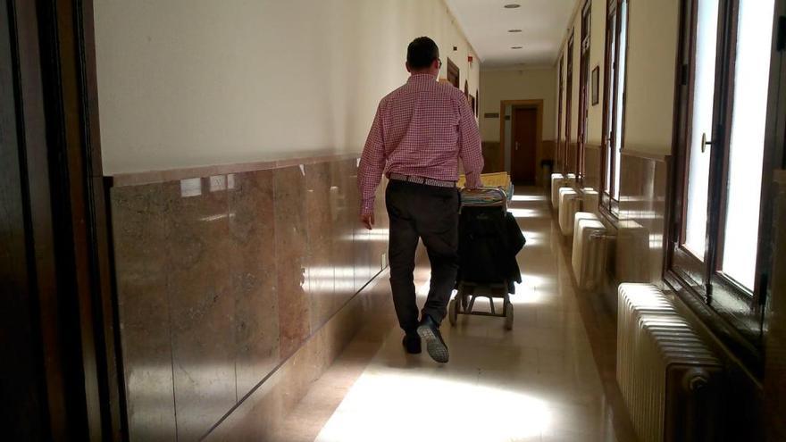 Pasillos vacíos en el Palacio de Justicia de Zamora.