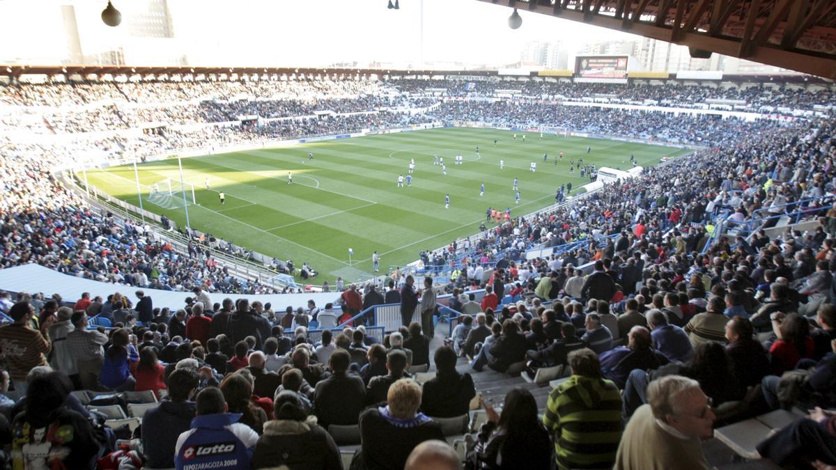 Aspecto de La Romareda durante un partido del Real Zaragoza.