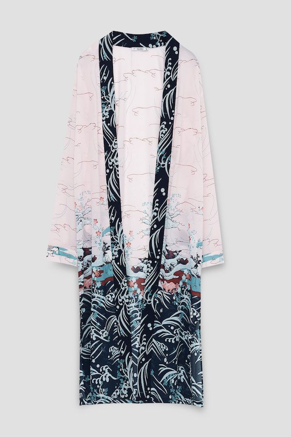 Kimono XL, de Pull &amp; Bear, 19,90 euros