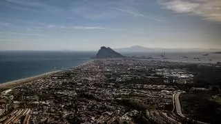 Misión, derribar la Verja: última llamada para alcanzar un acuerdo sobre Gibraltar antes de las europeas