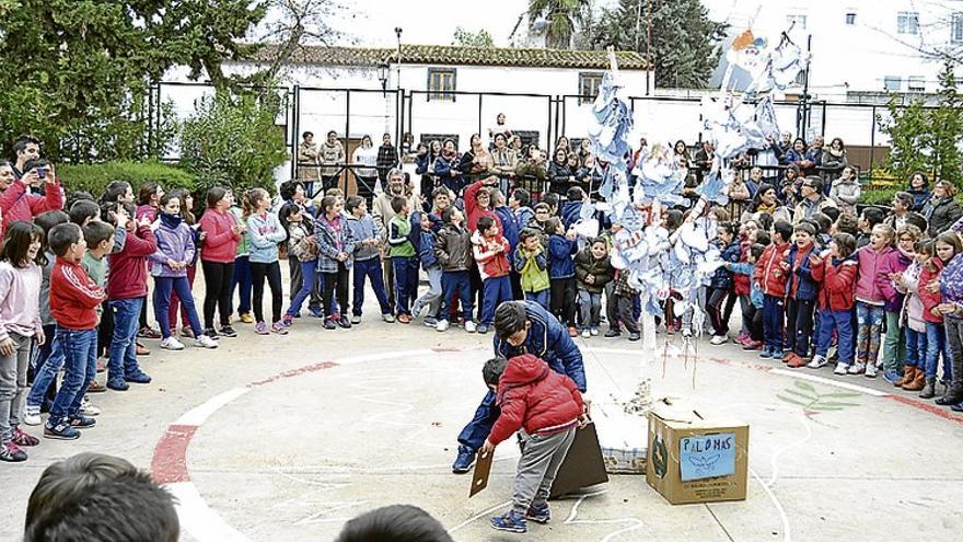 El colegio Santa Lucía celebra el Día de la Paz