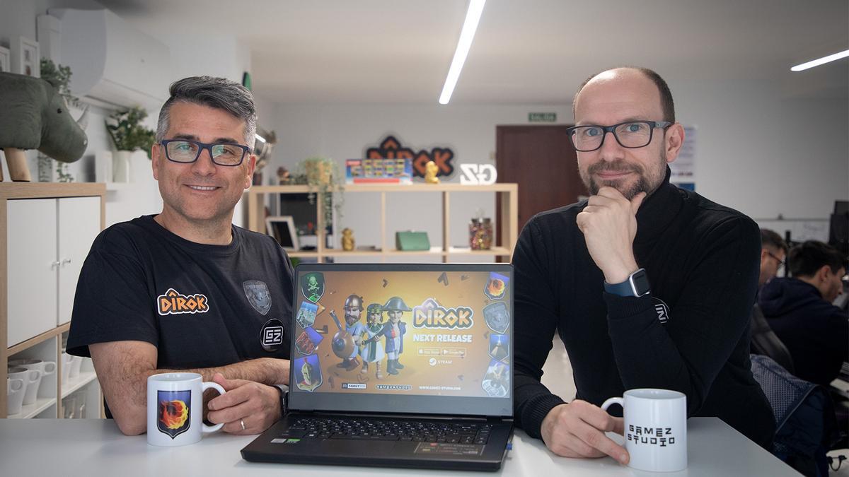 Iván José Gómez (izquierda) y Jordi Mesa, cofundadores de la empresa zamorana GameZ Studio.