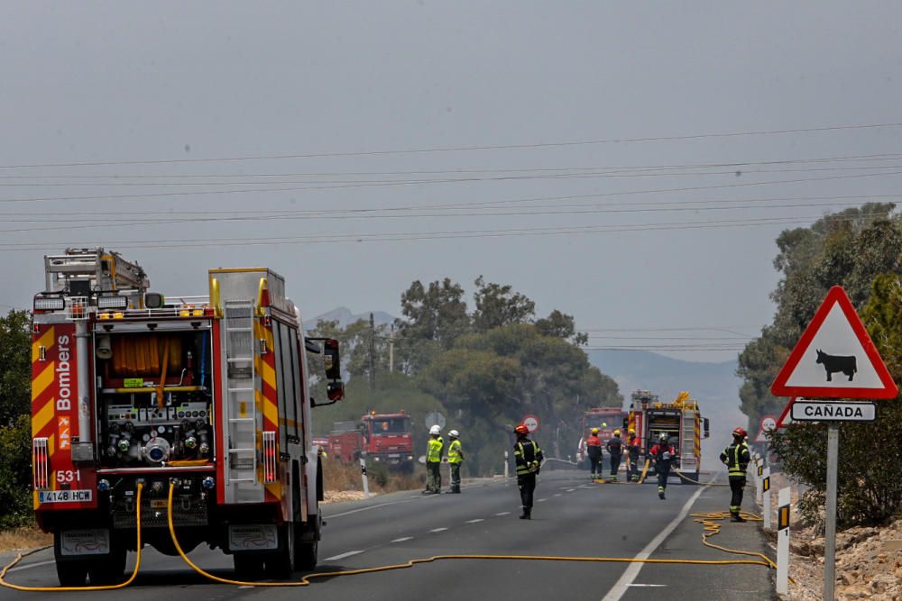 Una imagen del incendio en Santa Pola