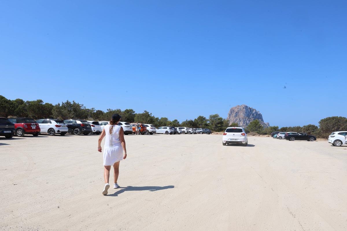 Galería: Reabre el parking de Cala d'Hort