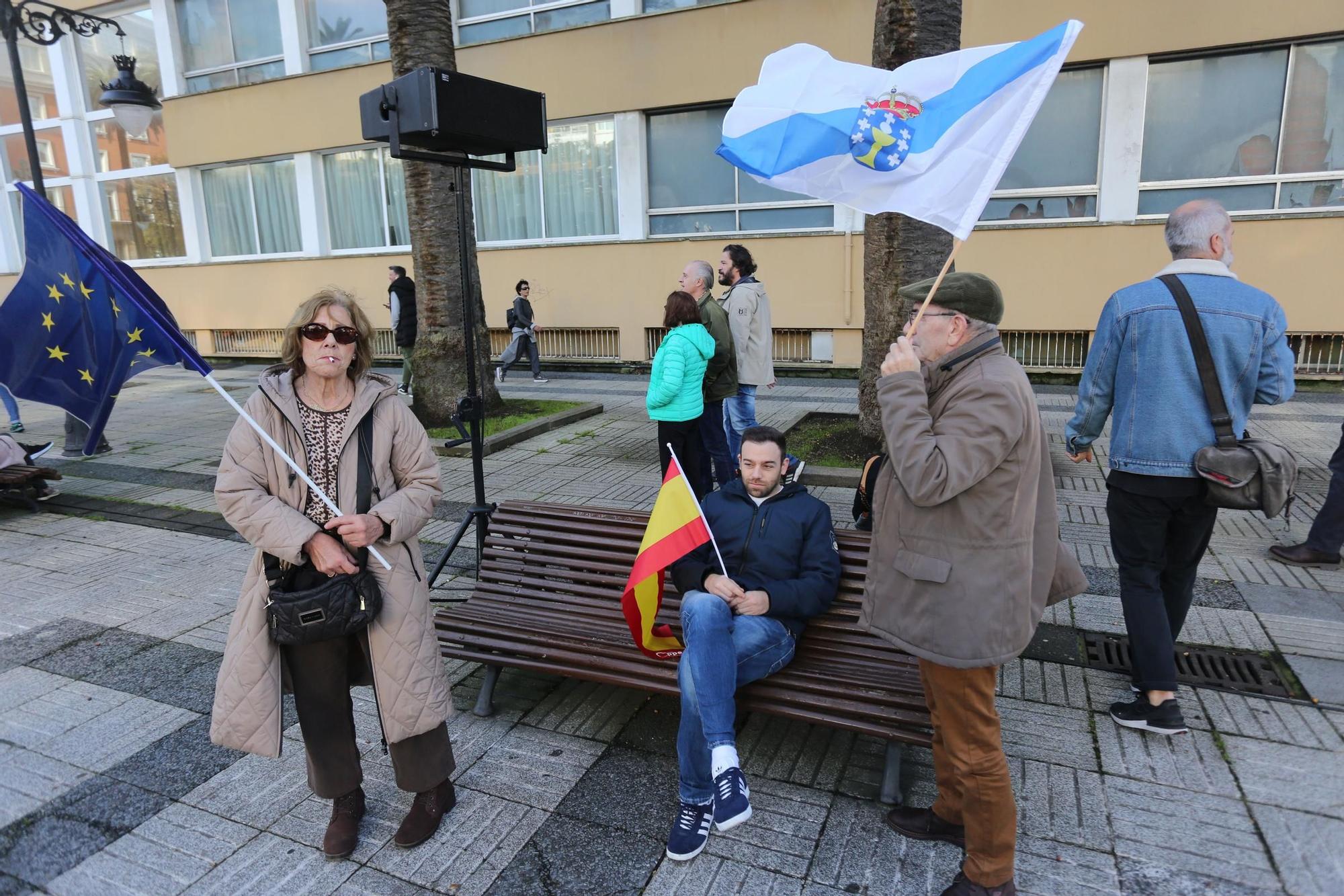 Miles de personas protestan en A Coruña contra la amnistía