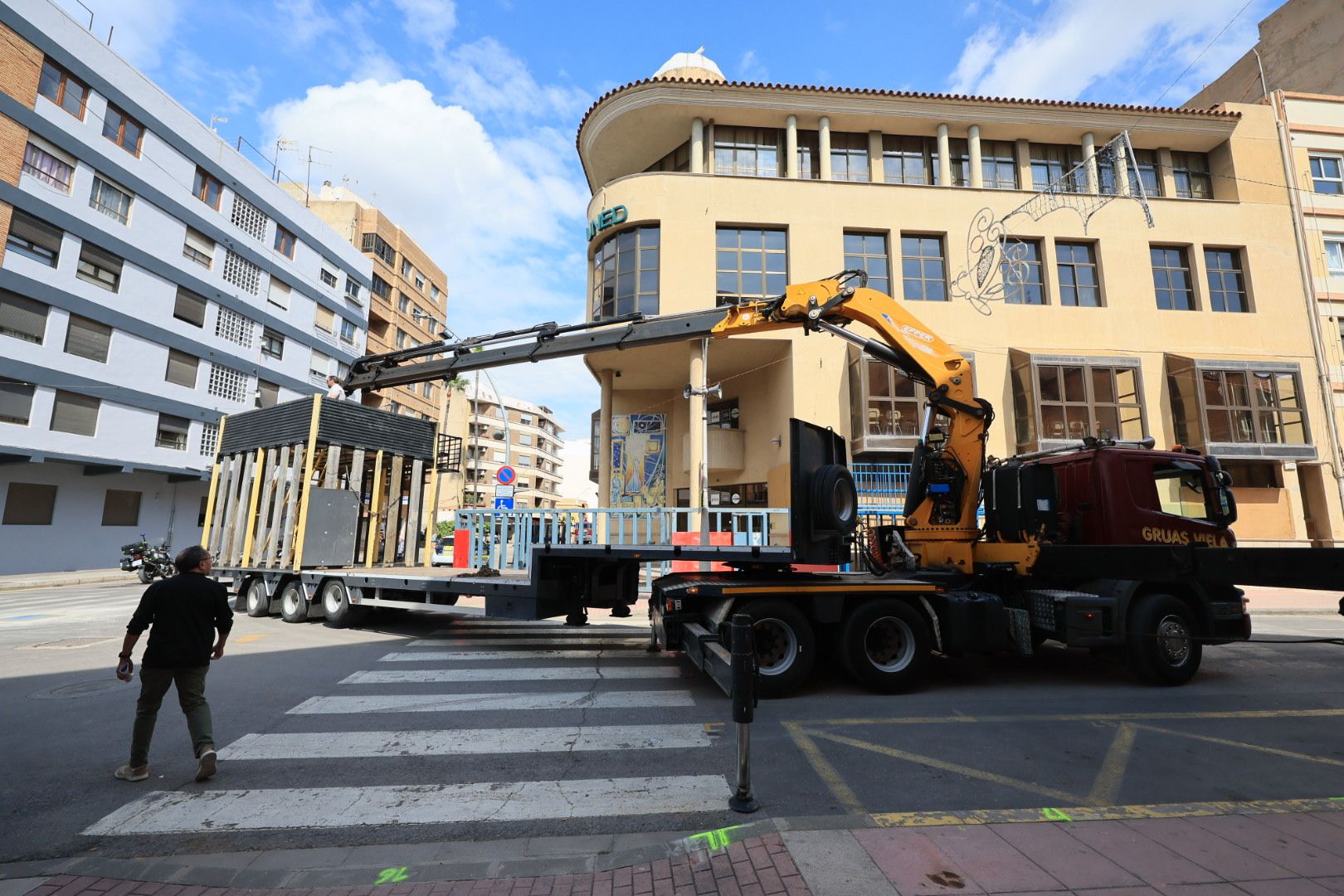 FOTOGALERÍA I Vila-real monta los cadafals para iniciar los actos taurinos este sábado