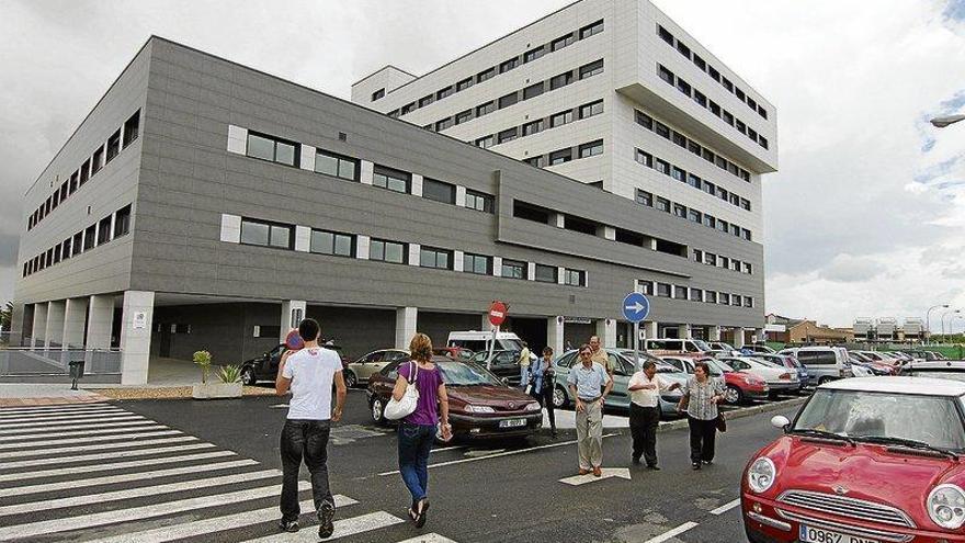 Herido muy grave un trabajador al precipitarse desde 4 metros en San Vicente de Alcántara