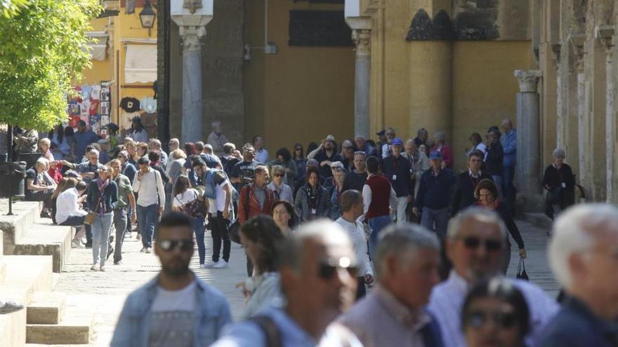 Las pernoctaciones subirán casi un 6% este verano, según la Junta