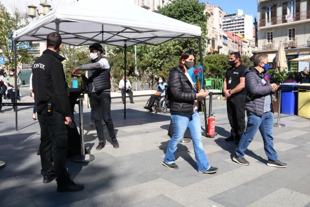 Diada de Sant Jordi, a Figueres