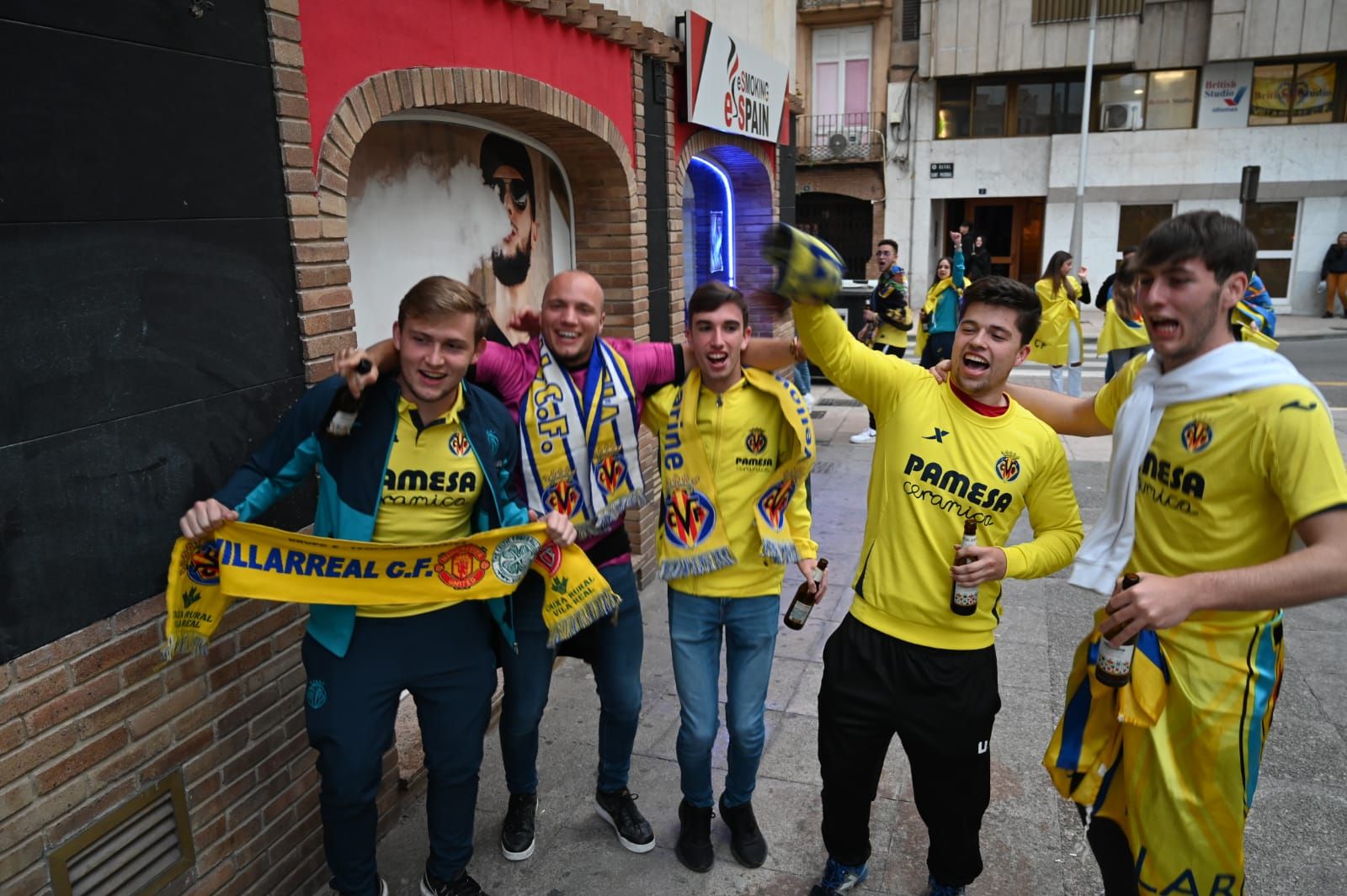 Endavant groguets | Así vive Vila-real la semifinal de Champions contra el Liverpool