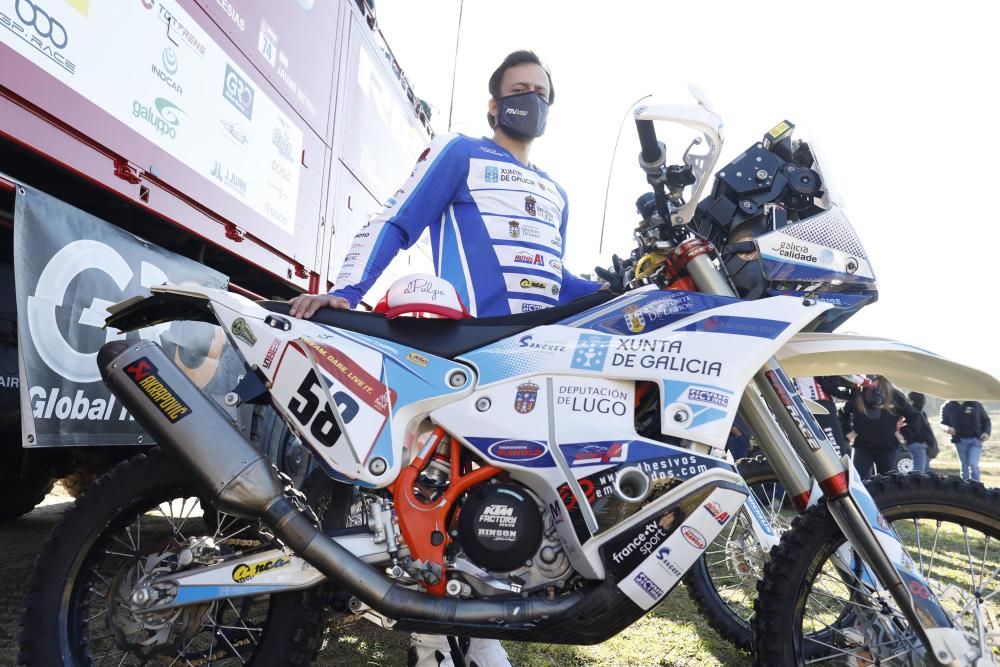 Presentació de l'equip FN Speed Team que participarà al ral·li Dakar