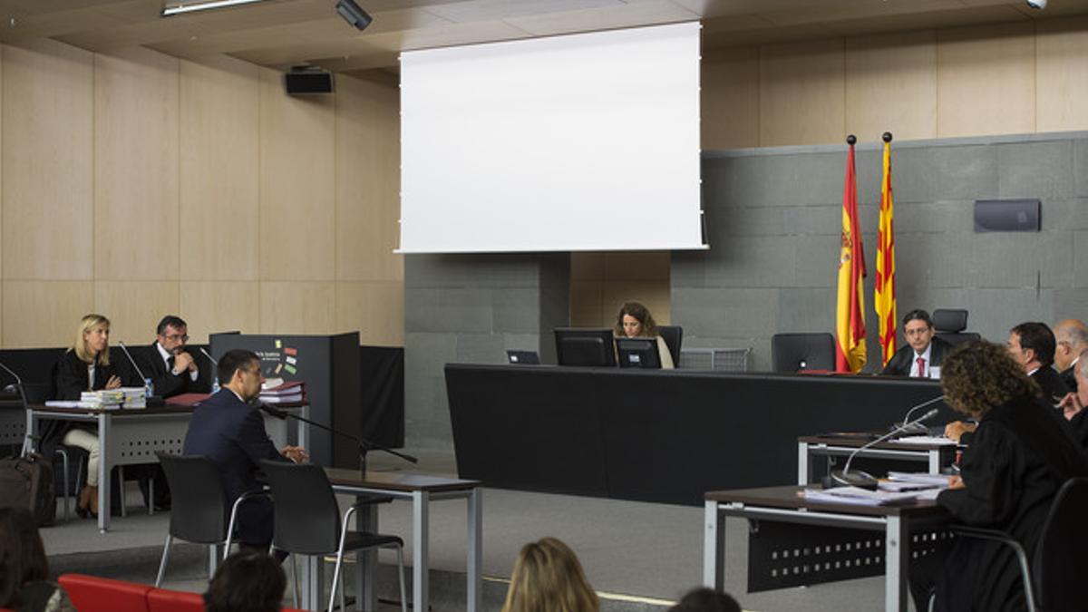 El presidente del Barça, Josep Maria Bartomeu, declara ante el juez con motivo de la denuncia por la accion de responsabilidad contra la junta de Joan Laporta.