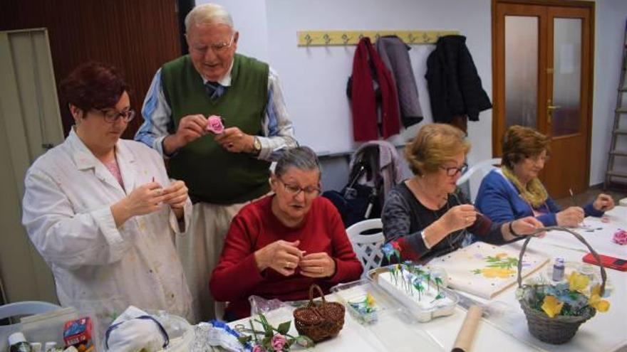 Trabajos del taller de Porcelana Rusa en el CMAPM Trinitat.