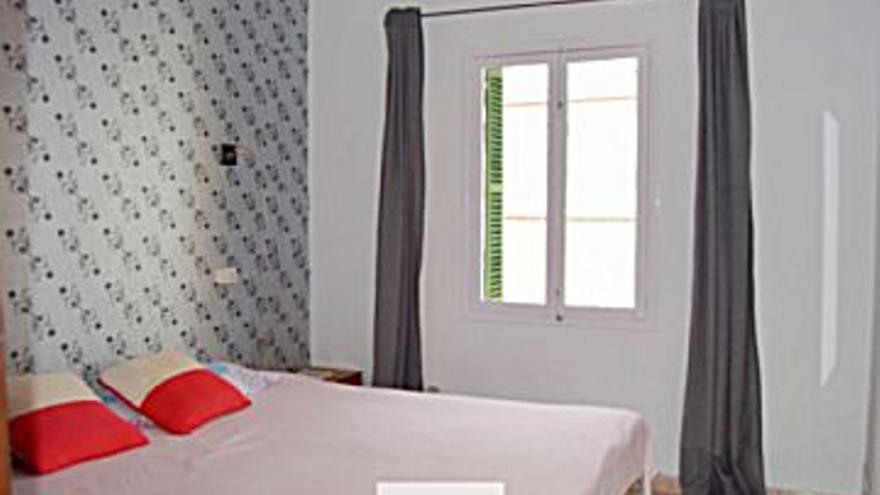 295.000 € Venta de piso en Pere Garau (Palma de Mallorca), 3 habitaciones, 1 baño...