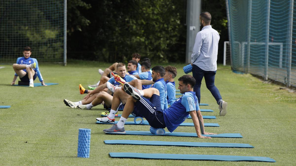 EN IMÁGENES: Así ha sido el primer entrenamiento del Real Oviedo para preparar el play-off de ascenso