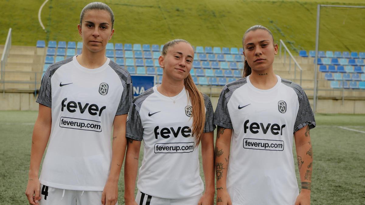 Majarí, Julve y Llompart, futbolistas del FC Badalona Women