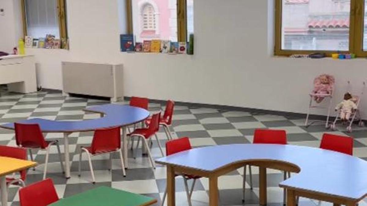 Una de les aules adaptades a La Teneria per acollir l’alumnat de l’escola Emili Vallès