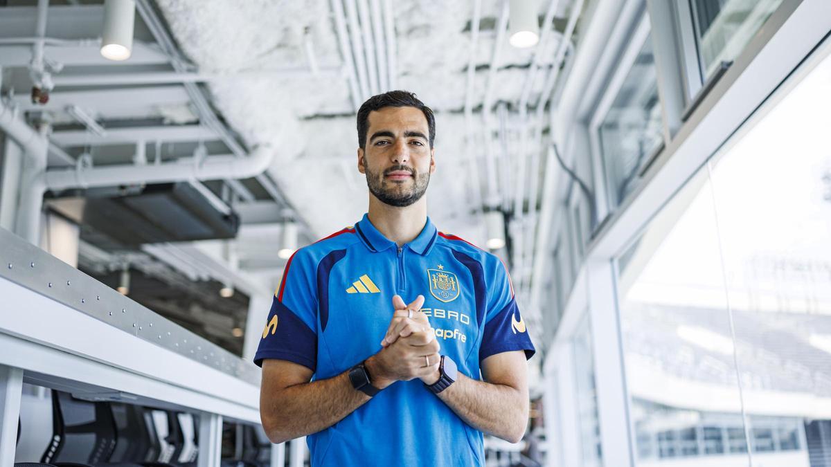 Mikel Merino es un ídolo de la afición española