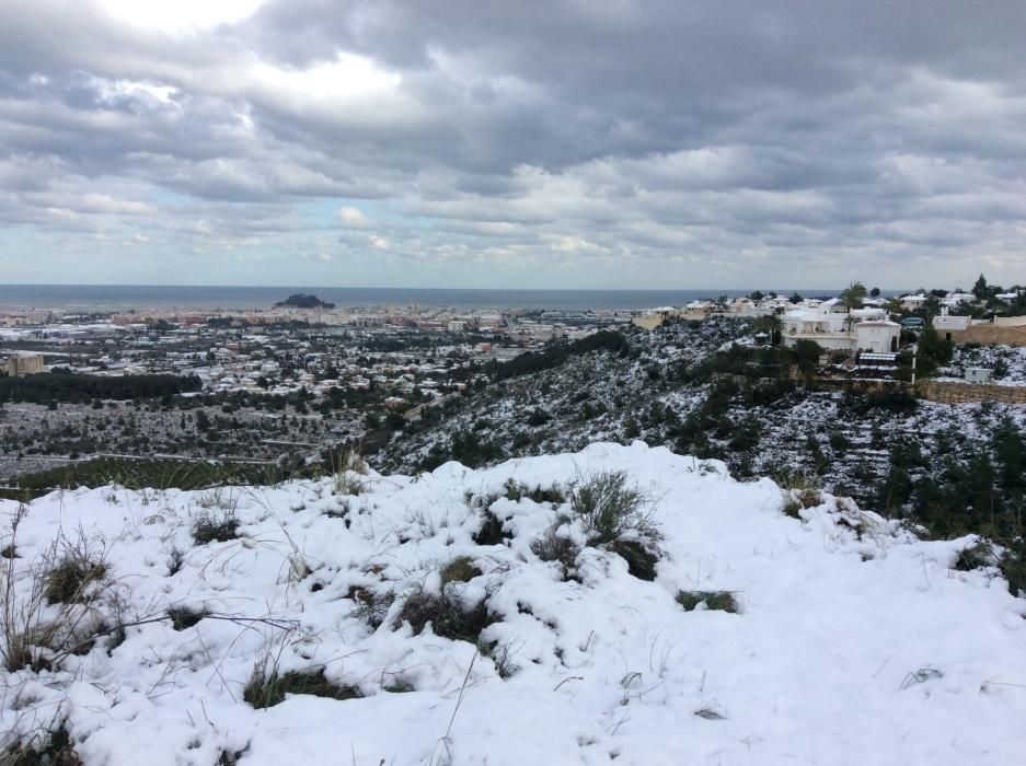 El Montgó, nevado.