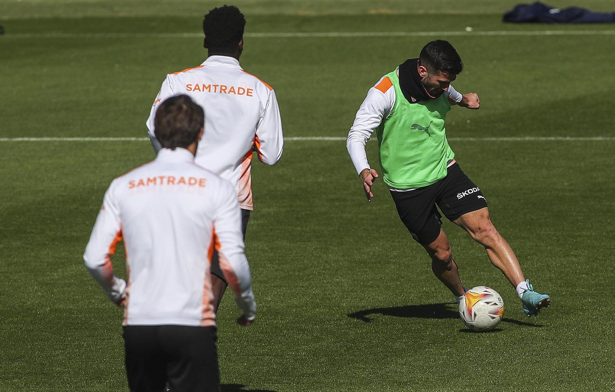 Las imágenes del entrenamiento de hoy del Valencia CF
