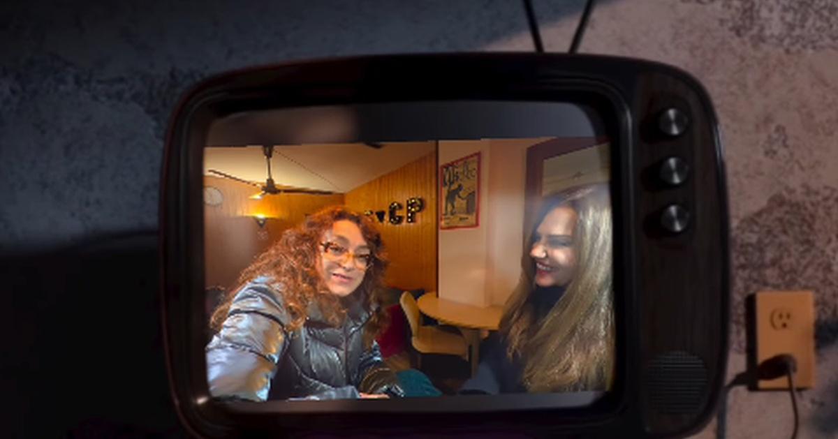 Carmen París y Sylvia Pantoja en el 'reel'.