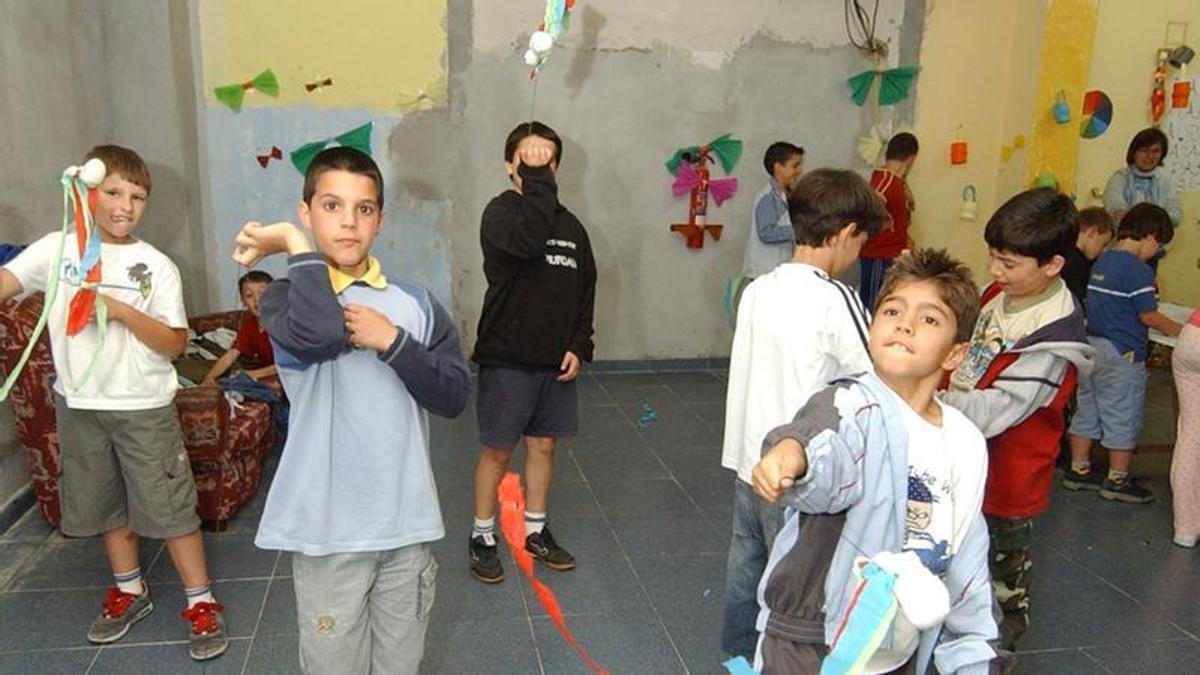 Un campamento urbano en Lena en una imagen de archivo.