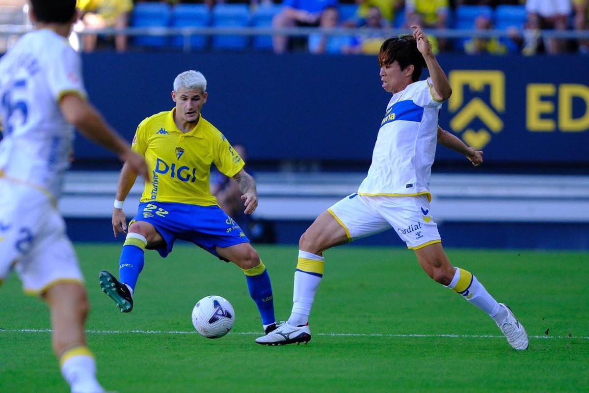 El Cádiz - UD Las Palmas, en imágenes