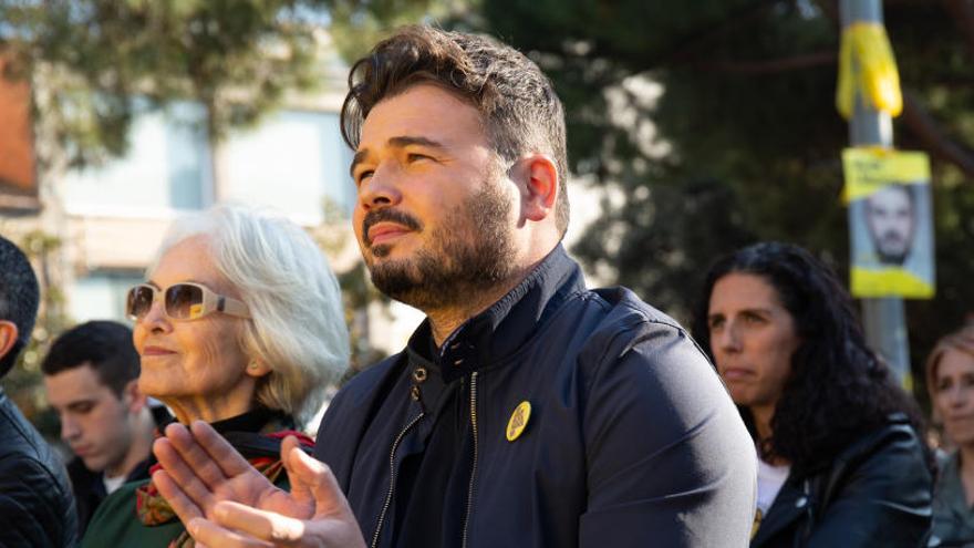 Gabriel RufiÃ¡n, en acto de campaÃ±a.