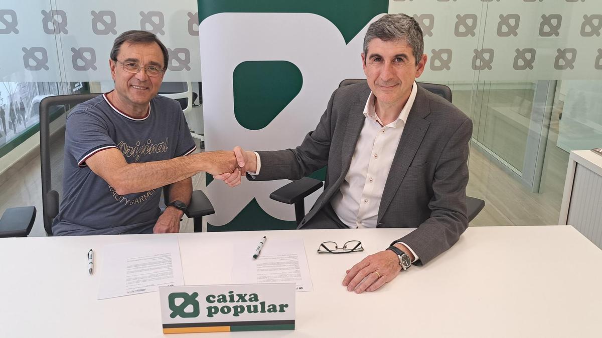 Vicent Esteve y Josep M. Llopis sellan el acuerdo Circuit y Caixa Popular