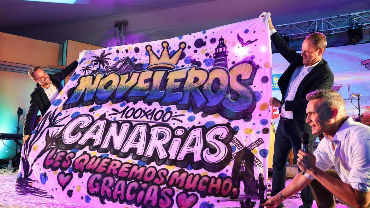 Noveleros hace historia con el Gran Verbenazo por el Día de Canarias