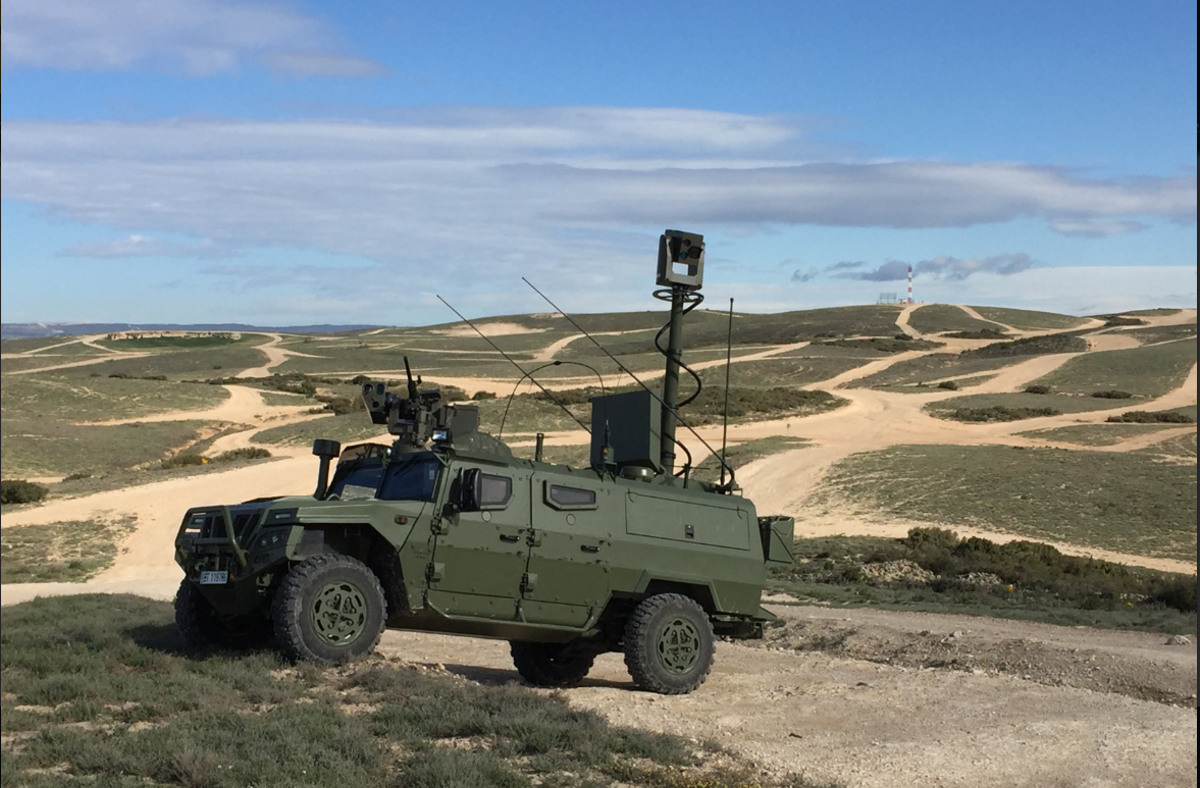 El Vehículo de Exploración VERT el Ejército está preparado para montar armas de control remoto.