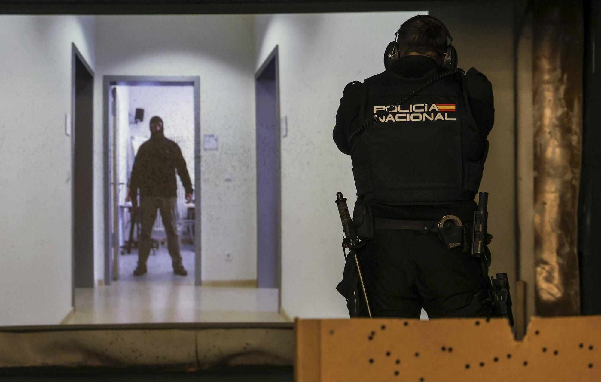 Nueva galería de tiro con munición real para la Policía Nacional de Alicante
