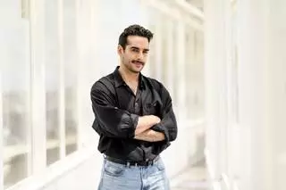 Juan Sanguino, el madrileño guionista de los Goya 2026: "Aquí 15 segundos son determinantes, los tiempos van marcadísimos"