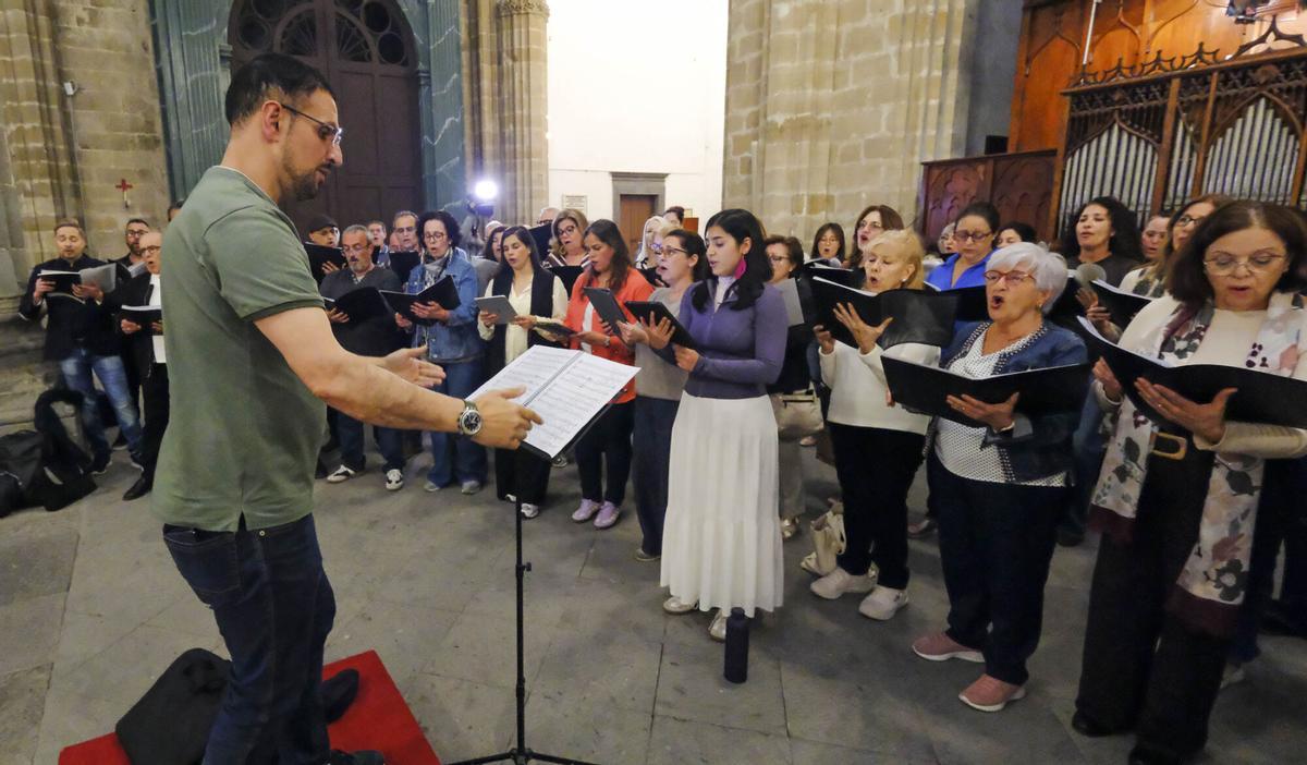 Ensayo del Coro que cantará a León XIV en la Catedral de Santa Ana Ensayo del Coro que cantará a León XIV en la Catedral de Santa Ana