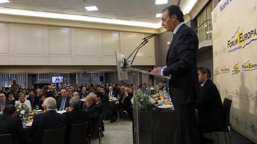 Salvador Navarro, durante su conferencia.