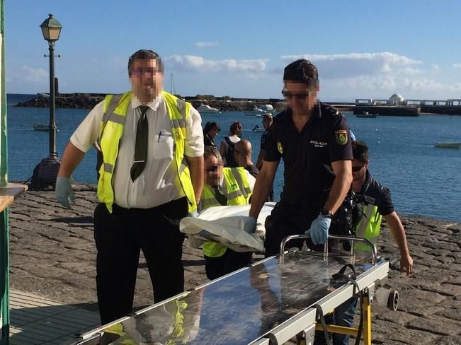 Un hombre fallece ahogado cerca del Muelle de la Pescadería de Arrecife