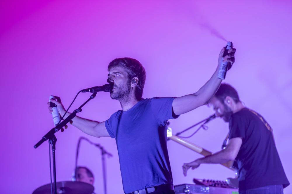 Els Manel posen dret el Kursaal en la presentació el seu últim treball