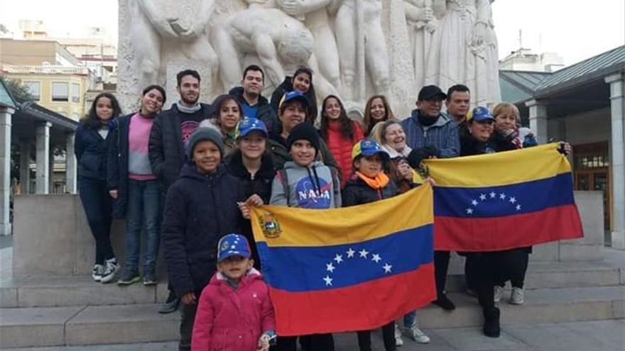 Los venezolanos de la provincia piden apoyo español para Guaidó