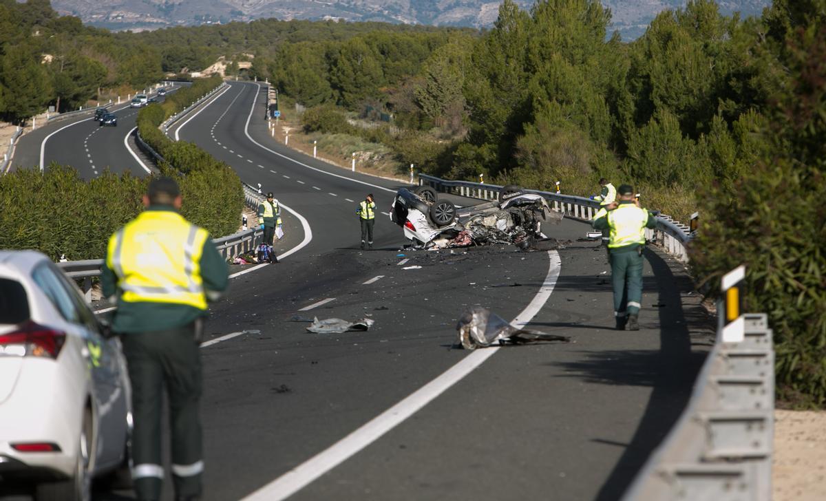 Un accidente de tráfico con dos victimas mortales en autovía A-7.