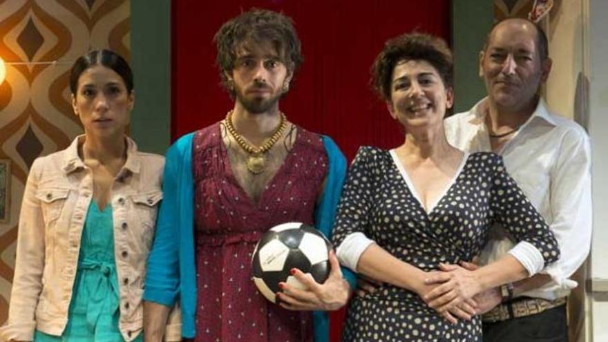 Elenco de actores de la obra teatral &quot;Lúcido&quot;.