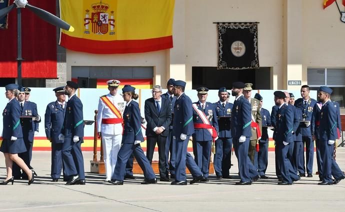 10/12/2019 TELDE.  El Mando Aéreo de Canarias celebra la festividad de Nuestra Señoara del Loreto, Patrona del Ejército del Aire, con imposición de condecoraciones, homenaje alos Caídos y Desfile.  Fotógrafa: YAIZA SOCORRO.  | 10/12/2019 | Fotógrafo: Yaiza Socorro