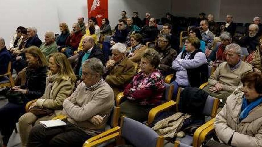 Asistentes, ayer, al Club LA NUEVA ESPAÑA de Gijón.