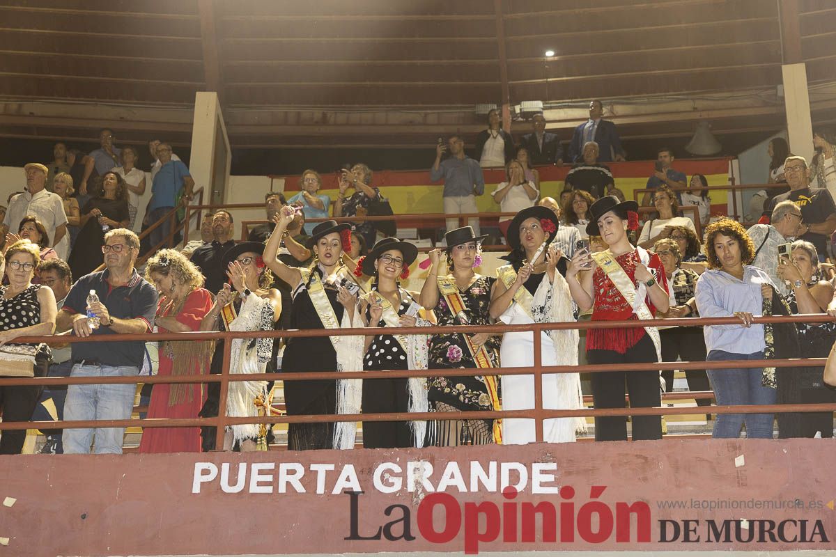 Tarde histórica en Abarán con la alternativa de José María Trigueros y el indulto de Tomás Rufo, junto a Castella salieron a hombros