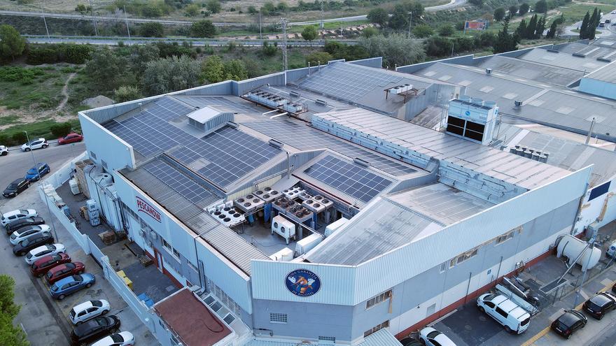 El tirón solar dispara un 128% las ventas de EiDF y multiplica por seis el beneficio