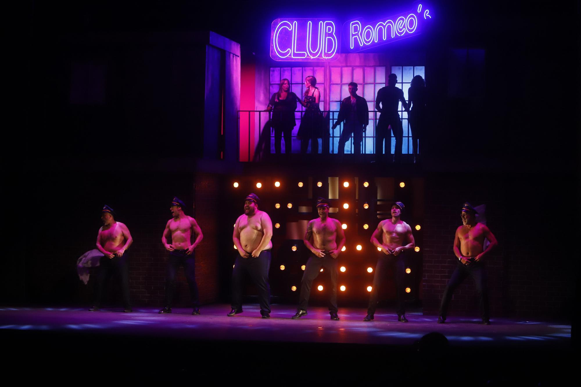 FOTOGALERÍA | Pase gráfico del musical 'The Full Monty' en el Teatro Principal