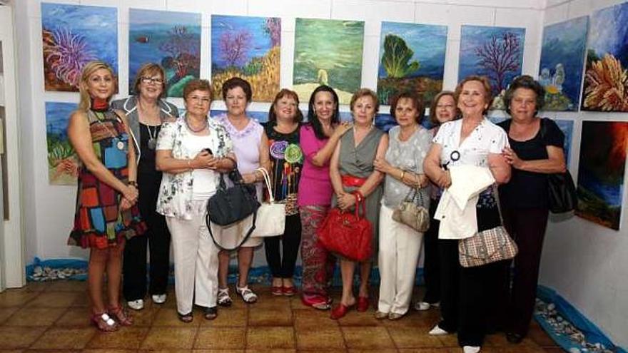 El taller de pintura inauguró ayer sus trabajos.