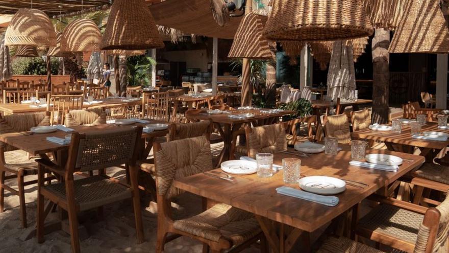 Zazú Ibiza estrena una carta con una inspiración mediterránea. | | ZAZÚ
